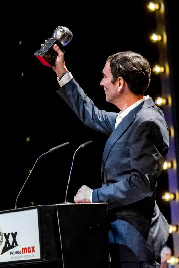 Paco Ochoa recibe el Premio Max a Mejor actor de reparto por 