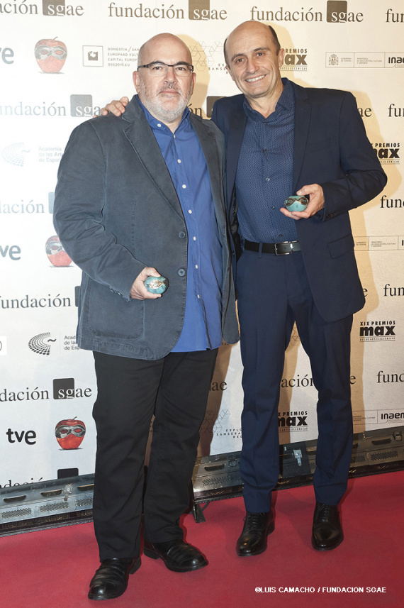 Valentin Alvarez finalista al Mejor diseño de iluminación y Pepe Viyuela Mejor actor protagonista por ‘Rinoceronte’