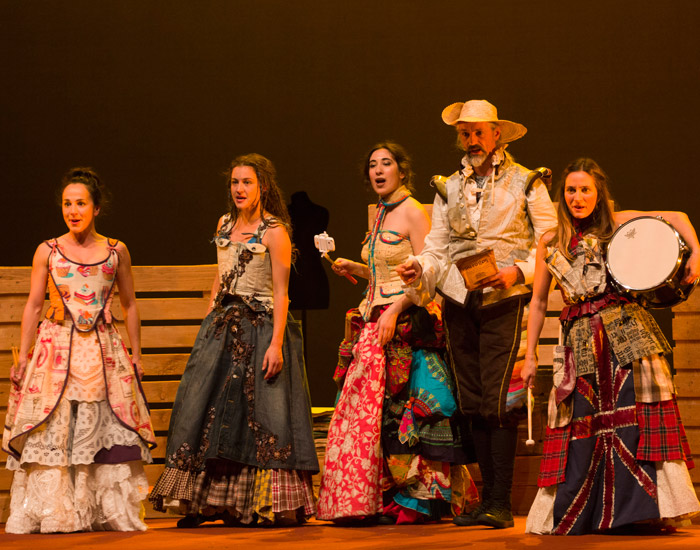Teatro del Cuervo estrena 'Bojiganga' en el Valdés